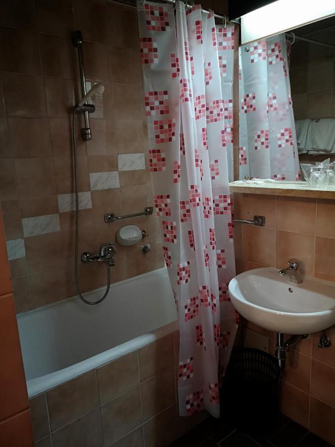 Motel Plitvice Zagreb Eksteriør billede