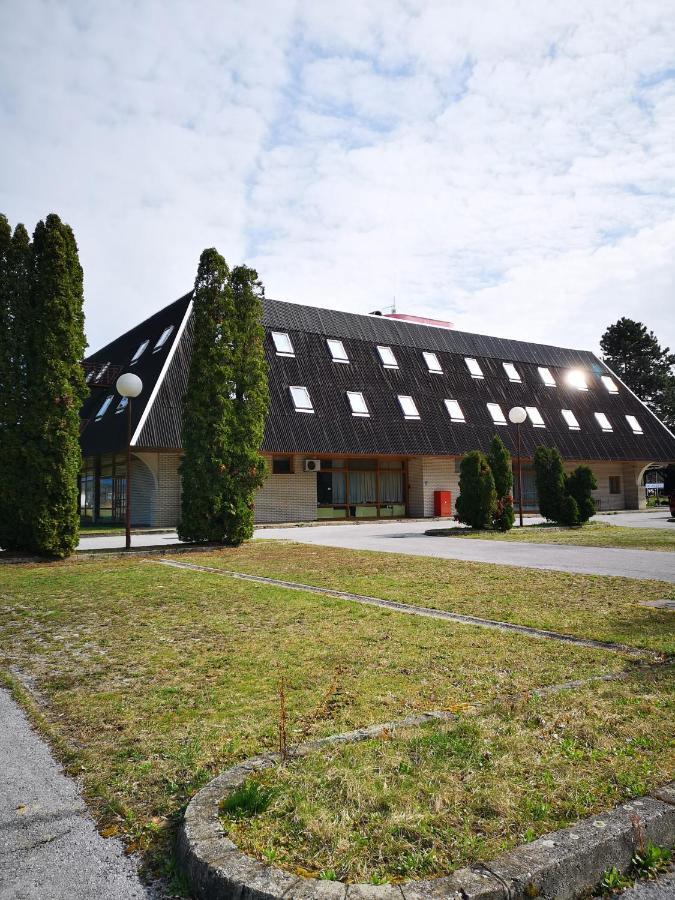 Motel Plitvice Zagreb Eksteriør billede
